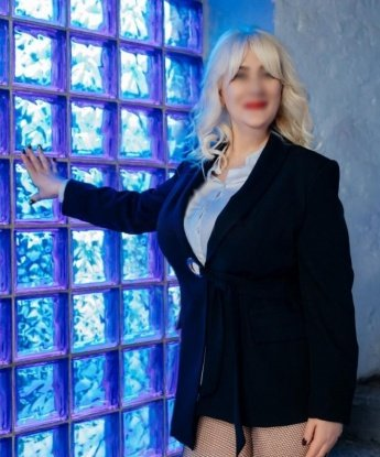 Соня, 42